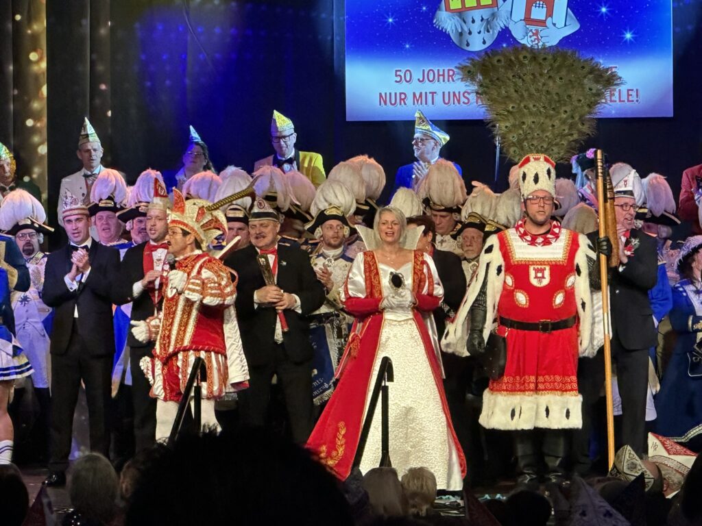 Die KG Porzer Stadtgarde e. V. bei der Proklamation des Porzer Dreigestirn 2025 im Porzer Rathaus.